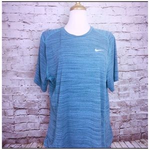 Nike Dri Fit Running Athletic Workout Top Size XL
